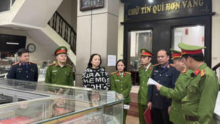 Bắt chủ tiệm vàng Kim Chung ở Thanh Hóa vì trốn thuế
