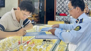 Đà Nẵng lấy ý kiến phương thức quản lý thuế doanh nghiệp kinh doanh vàng, bạc, đá quý