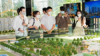 Lãi vay nhích lên cuối năm: Người mua nhà trẻ thận trọng hơn, nhưng chưa rút lui