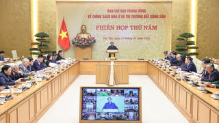 Thủ tướng: Chính sách nhà ở xã hội cần điều chỉnh theo hướng giảm dần chạy theo số lượng