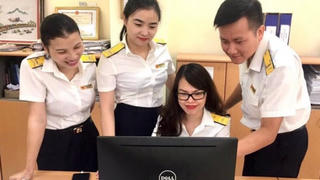 Đề xuất cơ chế tiền lương và thu nhập năm 2026 của cán bộ Thuế, Hải quan, Kho bạc