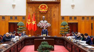 Thủ tướng: Tiếp tục thực hiện giảm, gia hạn thuế, phí, tiền thuê đất