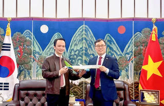 Ông Trịnh Văn Quyết xuất hiện tại sự kiện của FLC sau gần 4 năm vắng bóng