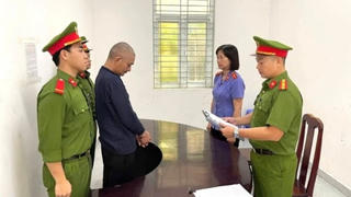 Bắt tạm giam đôi nam nữ “chạy suất nhà ở xã hội ở Đà Nẵng