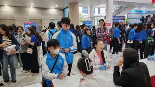 Dịch vụ tuyển dụng lao động cho doanh nghiệp chế xuất cần đáp ứng tiêu chí nào để được áp dụng thuế suất 0%?