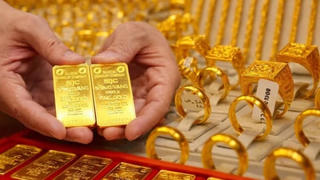 Giá vàng giảm tiếp 2,2 triệu đồng/lượng