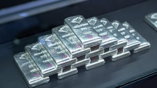 Giá bạc trong nước giảm nhẹ