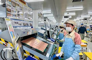 Mỗi tháng hơn 30 nghìn doanh nghiệp gia nhập cũng như rút lui khỏi thị trường