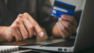 Sẽ truy thu nếu cố tình chia nhỏ lương để né thuế