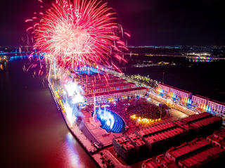 Vinhomes Royal Island: Phố đảo càng đông, nhà phố càng “bật giá”