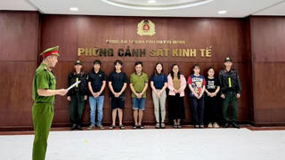 Tp.HCM: Triệt phá đường dây đổ thải và mua bán hoá đơn trái phép