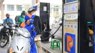 Cục Thuế yêu cầu triển khai chính sách thuế với xăng, dầu và nhiên liệu bay từ ngày 16/4