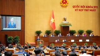 Quốc hội chốt bỏ ngưỡng doanh thu miễn thuế 500 triệu với hộ kinh doanh, giao Chính phủ quy định