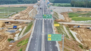 Dự kiến thông xe 12 dự án cao tốc Bắc - Nam trong dịp 30/4