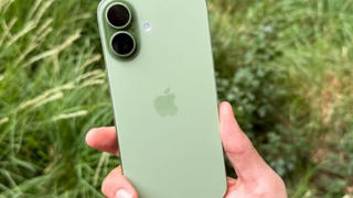 iPhone 17 trở thành điện thoại thông minh bán chạy nhất thế giới