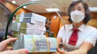 12 ngân hàng hụt tiền gửi đầu năm, đối mặt áp lực thanh khoản