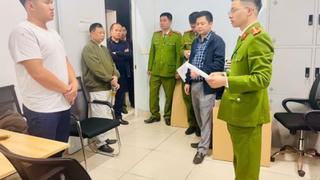 Núp bóng cho thuê lao động, nhóm đối tượng mua bán hóa đơn nghìn tỷ bị khởi tố