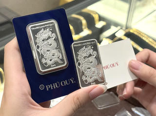 Giá bạc hôm nay 15-5: Quay xe giảm mạnh