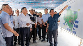 Phó Thủ tướng yêu cầu tháo gỡ các điểm nghẽn cho các công trình APEC