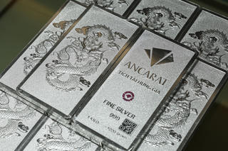 Chốt giá bạc hôm nay 28/5: Bạc trong nước giảm 3 triệu đồng/kg Chốt giá bạc hôm nay 28/5: Bạc trong nước giảm 3 triệu đồng/kg