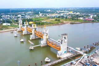 Dự án ngăn triều 10.000 tỷ: TP.HCM đề xuất đổi 2 khu đất thanh toán