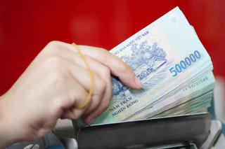Nhân viên LPBank bất ngờ được "ting ting" 680.000 đồng: Chào mừng đại cổ đông mới Nhân viên LPBank bất ngờ được "ting ting" 680.000 đồng: Chào mừng đại cổ đông mới