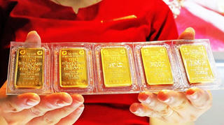 Giá vàng hôm nay 13/7: SJC, Doji, PNJ đồng loạt giảm mạnh