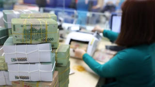 Thu ngân sách nhà nước vượt 2 triệu tỷ đồng trong 8 tháng