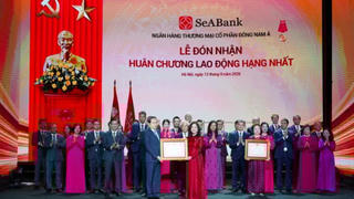 Doanh nhân Nguyễn Thị Nga được trao tặng Danh hiệu Anh hùng Lao động