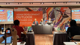 ADB nâng dự báo tăng trưởng kinh tế Việt Nam lên 7,8% năm 2026