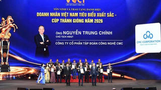 Chủ tịch CMC được vinh danh khi doanh nghiệp mới bị xử phạt vì vi phạm