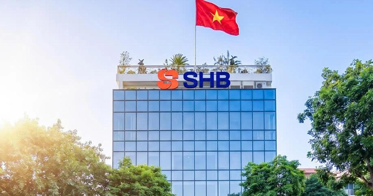 Dưới sự điều hành của Chủ tịch HĐQT Đỗ Quang Hiển, SHB tăng trưởng ổn định và luôn được khách hàng, cổ đông đặt niềm tin.