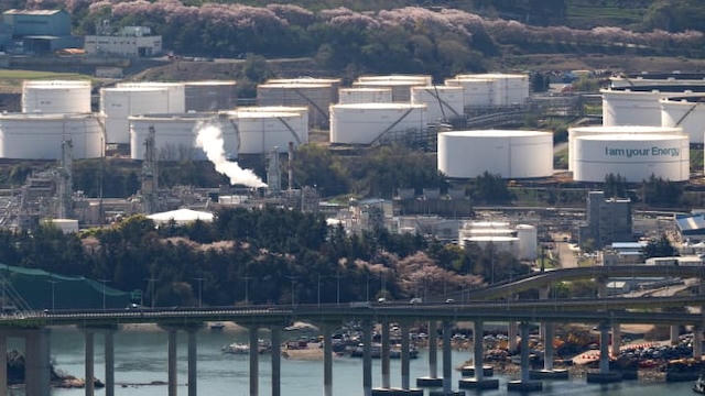 Dầu Brent tiến sát 100 USD/thùng — rủi ro Trung Đông, nguồn cung có thể gián đoạn