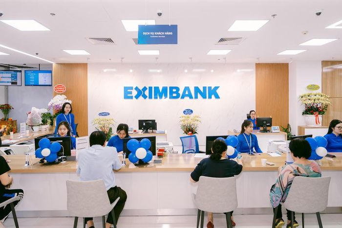 Eximbank kiểm soát nợ xấu dưới 3%, lãi 338 tỷ đồng quý I/2026