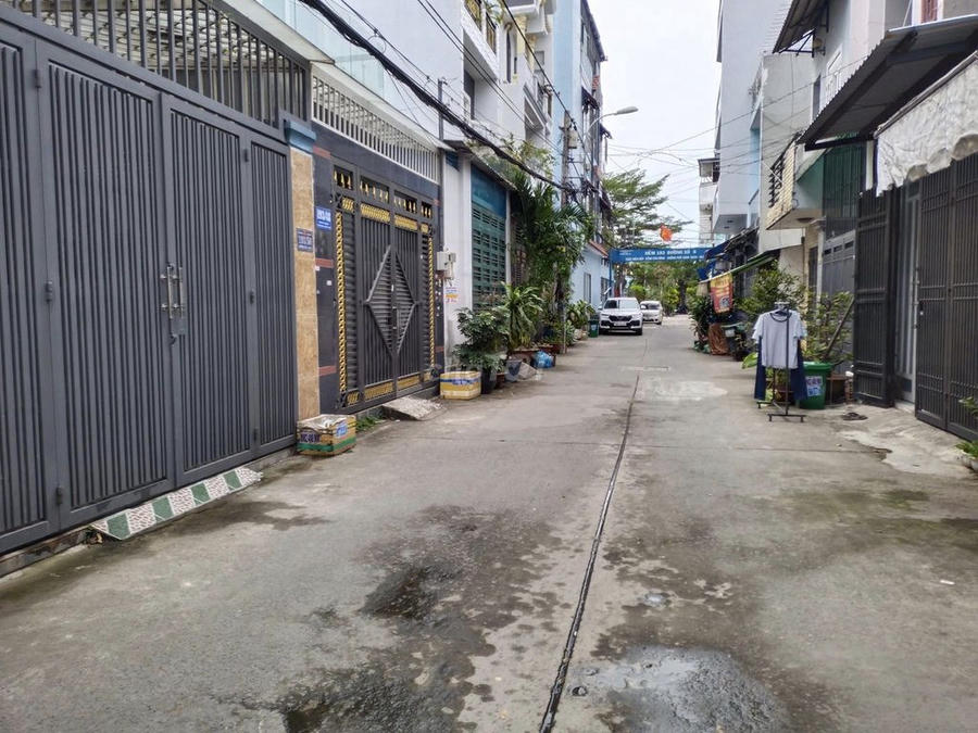 Nhà trong ngõ Hà Nội chạm 253 triệu đồng/m2, giao dịch vẫn chậm