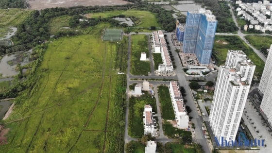 Nhiều đại gia địa ốc dùng chiến lược "lạ" để đối phó với thị trường