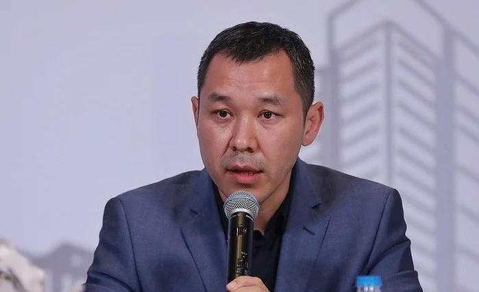  Bolat Duisenov - Chủ tịch Coteccons lên tiếng giữa lúc sóng gió giảm sàn liên tiếp của CTD