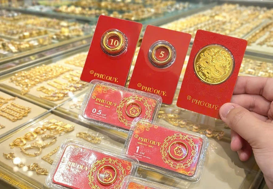 Giá vàng ngày 11/5: SJC và vàng nhẫn đồng loạt lao dốc