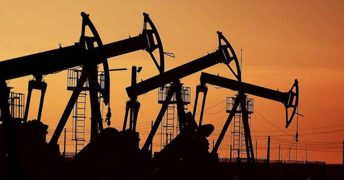 Giá dầu thế giới trước ngưỡng 100 USD: Brent ở 101,29 USD