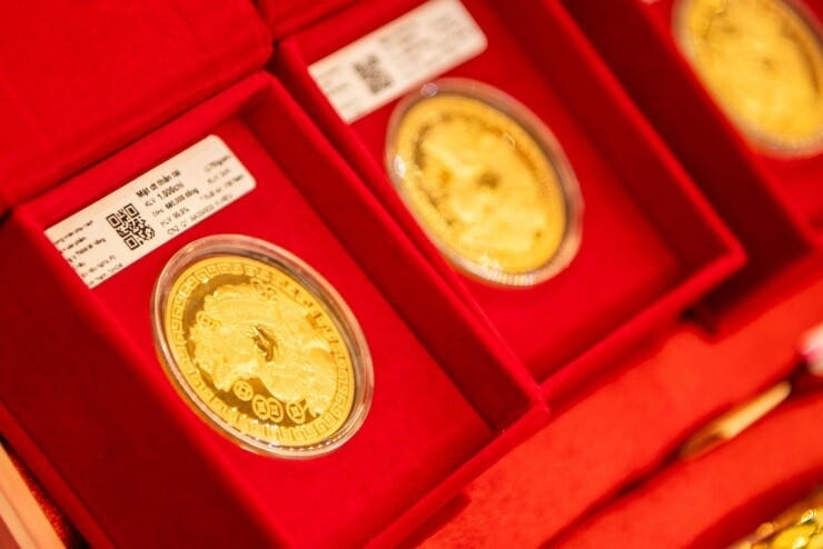 Giá vàng bất ngờ tăng vọt vượt 4.700 USD/ounce, có khả năng chạm mốc 5.000 USD?