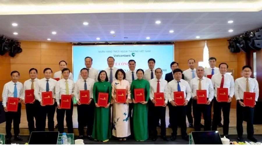 Vietcombank điều động, bổ nhiệm lãnh đạo tại 16 chi nhánh
