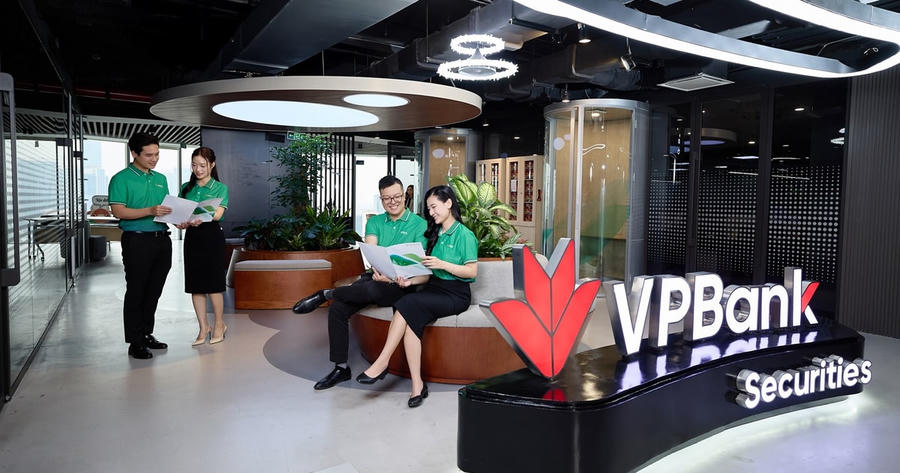 VPBankS đặt mục tiêu lãi kỷ lục 6.450 tỷ đồng: Tham vọng "trùm cuối" hay chỉ là những con số trên giấy?