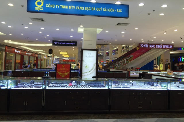 Vàng bạc Đá quý Sài Gòn (SJC) lãi gần 426 tỷ đồng dù doanh thu giảm 56%