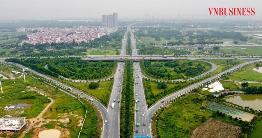 Đua gom quỹ đất sạch: đại gia địa ốc đang tính gì?