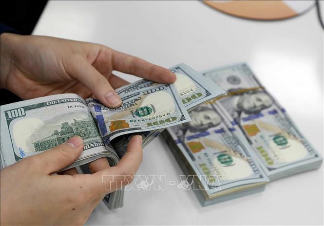 Tỷ giá hôm nay 20/5: USD tăng nhẹ, NDT biến động trái chiều