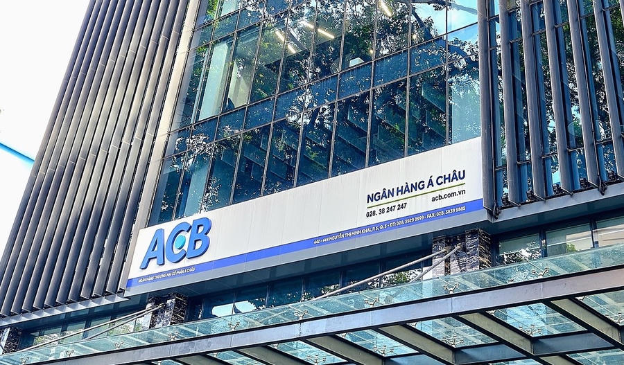 Quỹ ngoại liên tục thoái vốn khỏi ACB, tiền gửi khách hàng “bốc hơi” hơn 16.000 tỷ đồng sau 3 tháng 