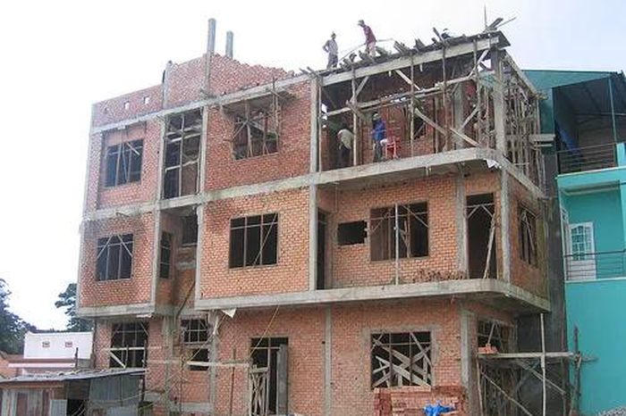 TPHCM xem xét miễn phép xây dựng nhà riêng lẻ cho một số trường hợp