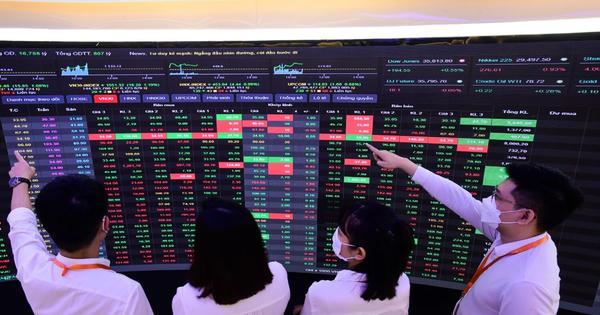 VN-Index bất ngờ đảo chiều: Các công ty chứng khoán nói gì?