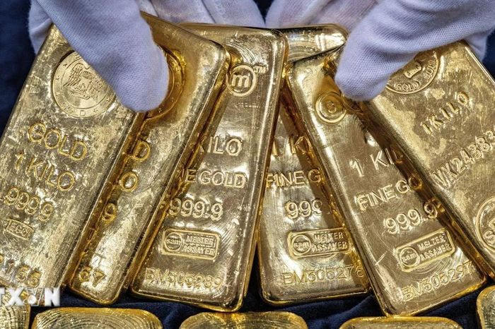 Giá vàng tăng trở lại khi USD và giá dầu hạ nhiệt