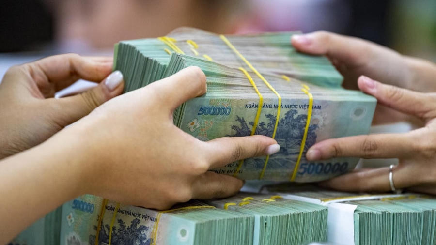 Lãi suất huy động hạ nhiệt, ngân hàng rời mốc 7%/năm